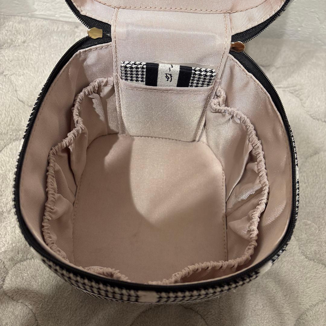 Herlipto HLT Jacquard Vanity Bag silver - メルカリ