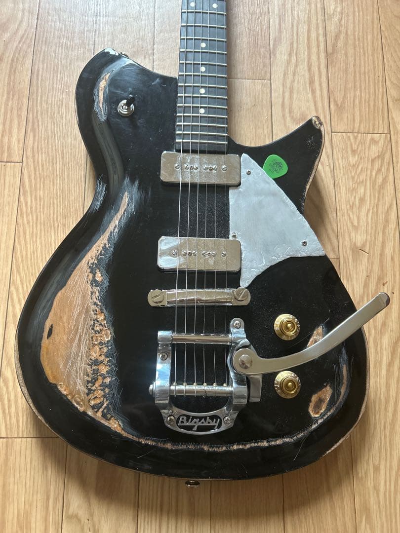 Rivolta Fano XVII エレキギター レリックあり 常田大 - メルカリ