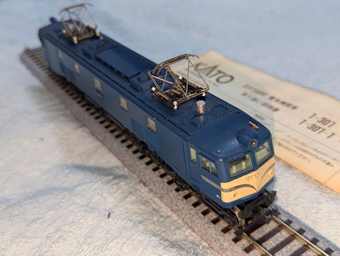 KATO　EF58　(大窓・ブルー) 【1-301】　HOゲージ HOｹﾞｰｼﾞ KATO 1-301 EF58 大窓・ﾌﾞﾙｰ - 鉄魂模型