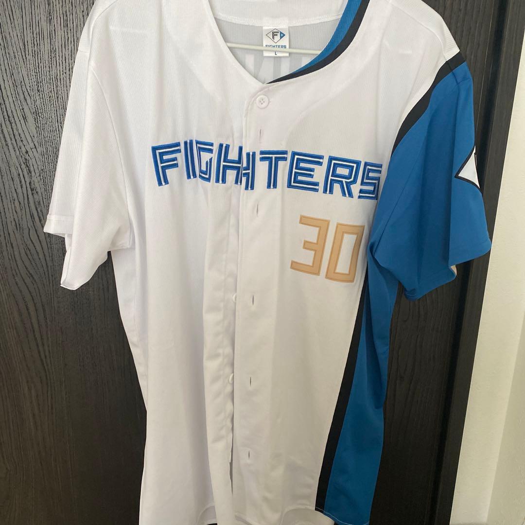 郡司裕也♡ユニフォーム♡FIGHTERS GUNJI ユニフォーム 30 - メルカリ