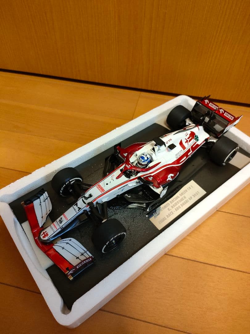 アルファロメオF1c41ミニカー1/18キミライコネン ラストラン - メルカリ