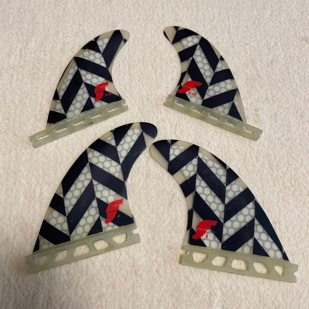 フューチャーフィン　F4クアッド　ハニカム フューチャーフィン F4クアッド ハニカム フューチャーフィン F4