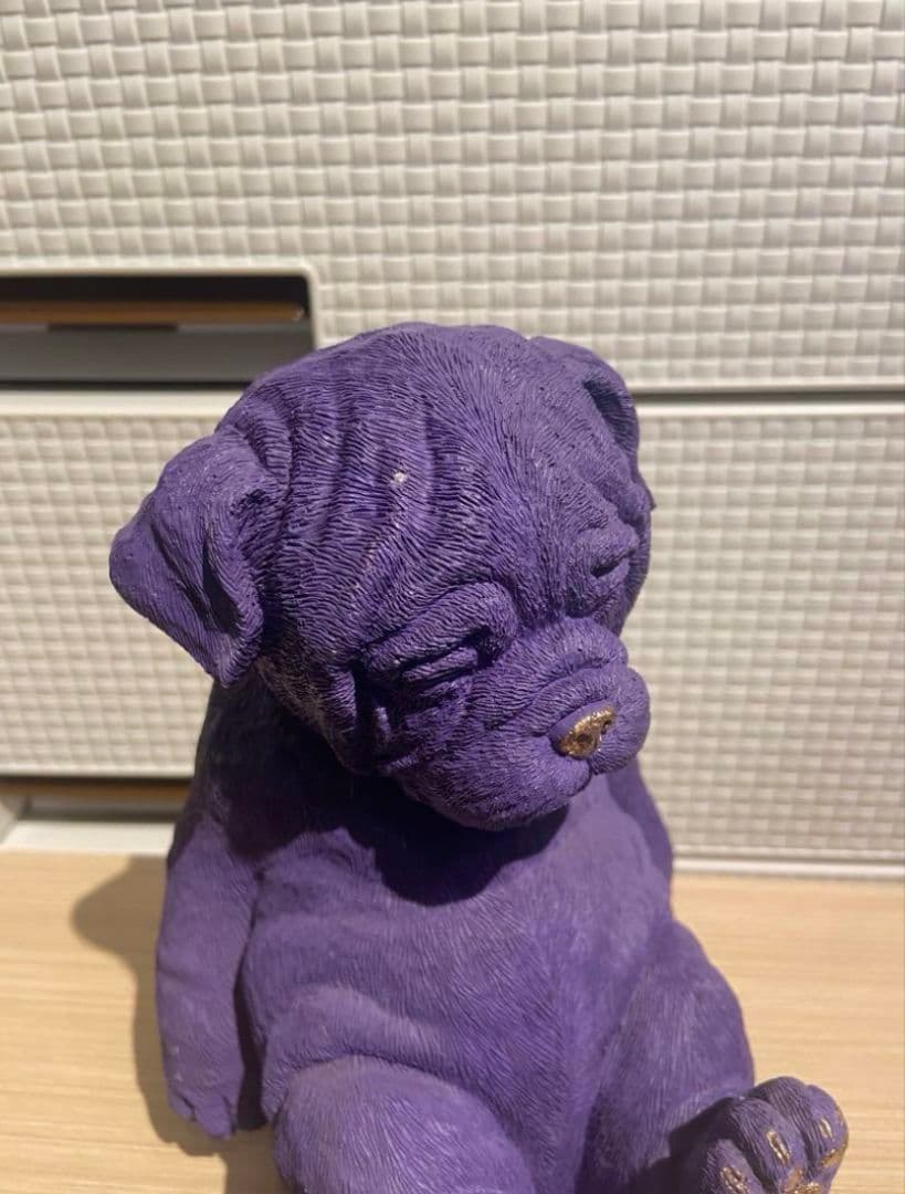 廃盤品】紫色のブルドッグの置物 ブックエンド - メルカリ