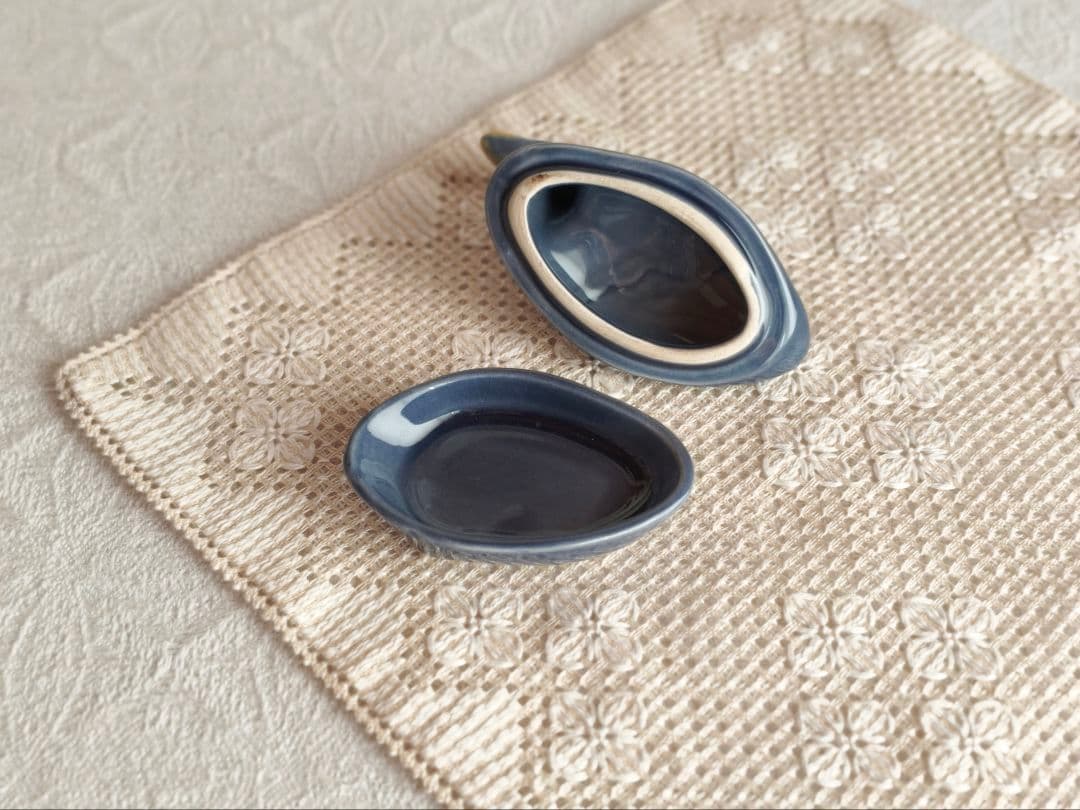 vintage pot ୨୧ * 蒼い鳥の mini テリーヌポット