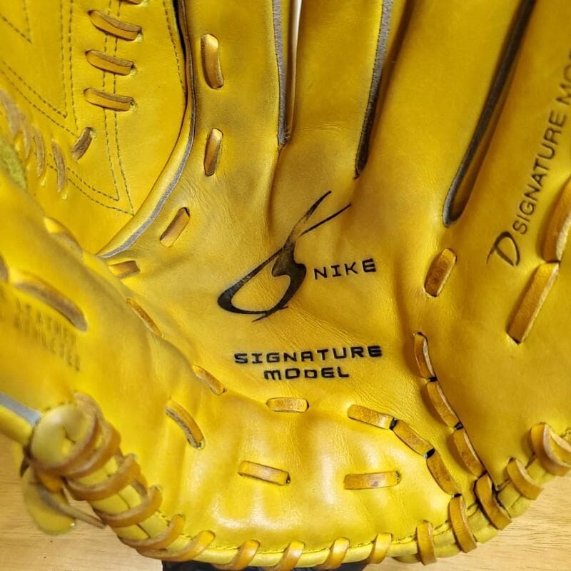 NIKE ナイキ ダルビッシュモデル Dシグネチャー 投手用 軟式グローブ