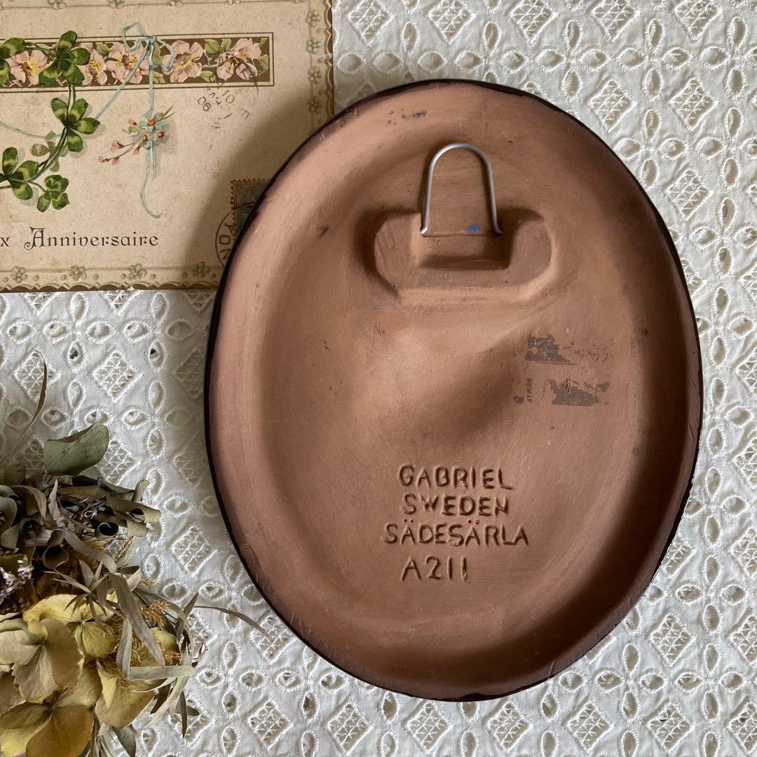 北欧ヴィンテージ雑貨 GABRIEL陶板 希少オーバル 小鳥（ハクセキレイ）