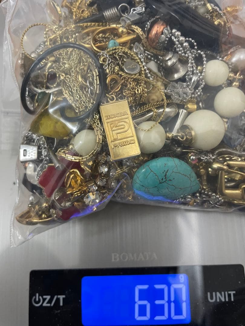 アクセサリー イミテーション大量まとめ売り ゴールド シルバー 総重量