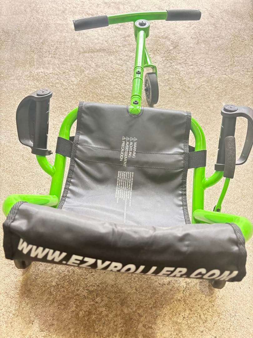 EzyRoller Classic グリーン　イージーローラー 大人気！新感覚ゴーカート EzyRoller（イージーローラー）クラシック