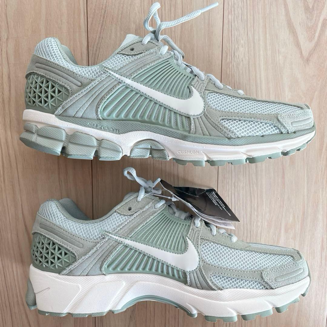 NIKE ナイキ　ZOOM VOMERO 5 ズーム ボメロ 5 27.5cm