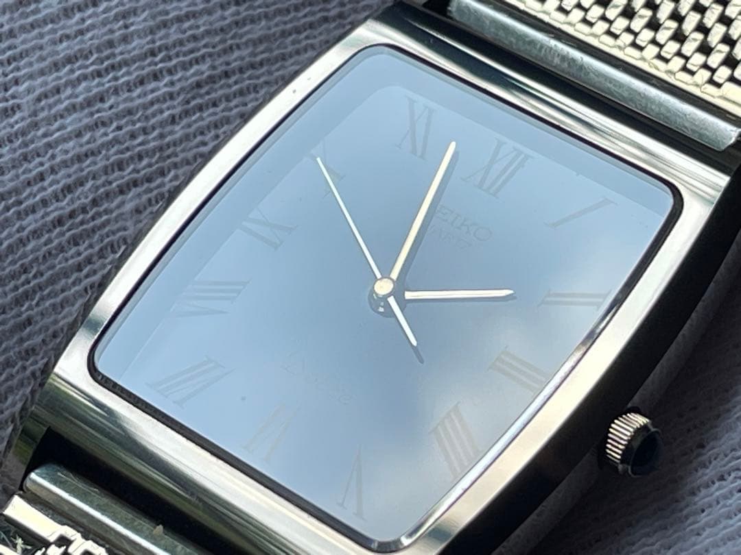 SEIKO DOLCE 6030-5320 ROMAN NUMERALS - メルカリ