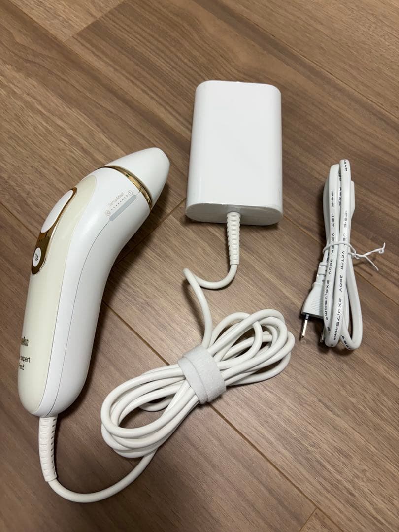よっしー様専用】Braun 脱毛器 ホワイト/ゴールドの通販はau PAY