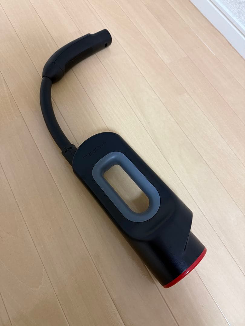 Tesla CHAdeMOアダプター 使用頻度少　テスラ　チャデモ Tesla CHAdeMOアダプター 使用頻度少 テスラ チャデモ Tesla テスラ