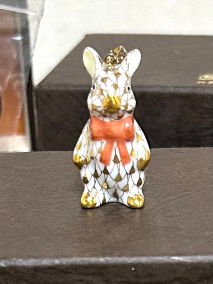 希少美品】ヘレンド うさぎ フィギュリン 磁器 ネックレス 箱付き
