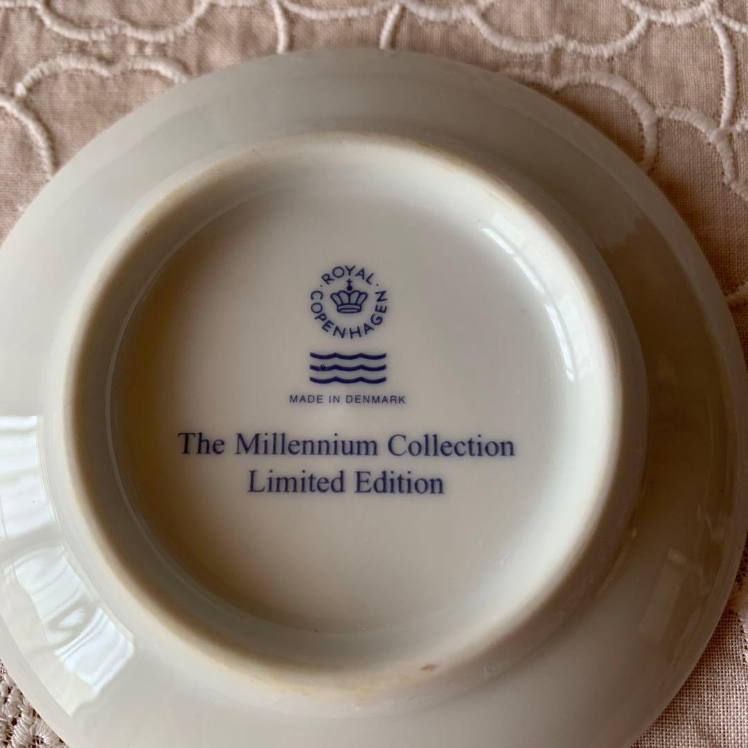 ロイヤルコペンハーゲン2000年ミレニアムイヤープレート フィギュリン