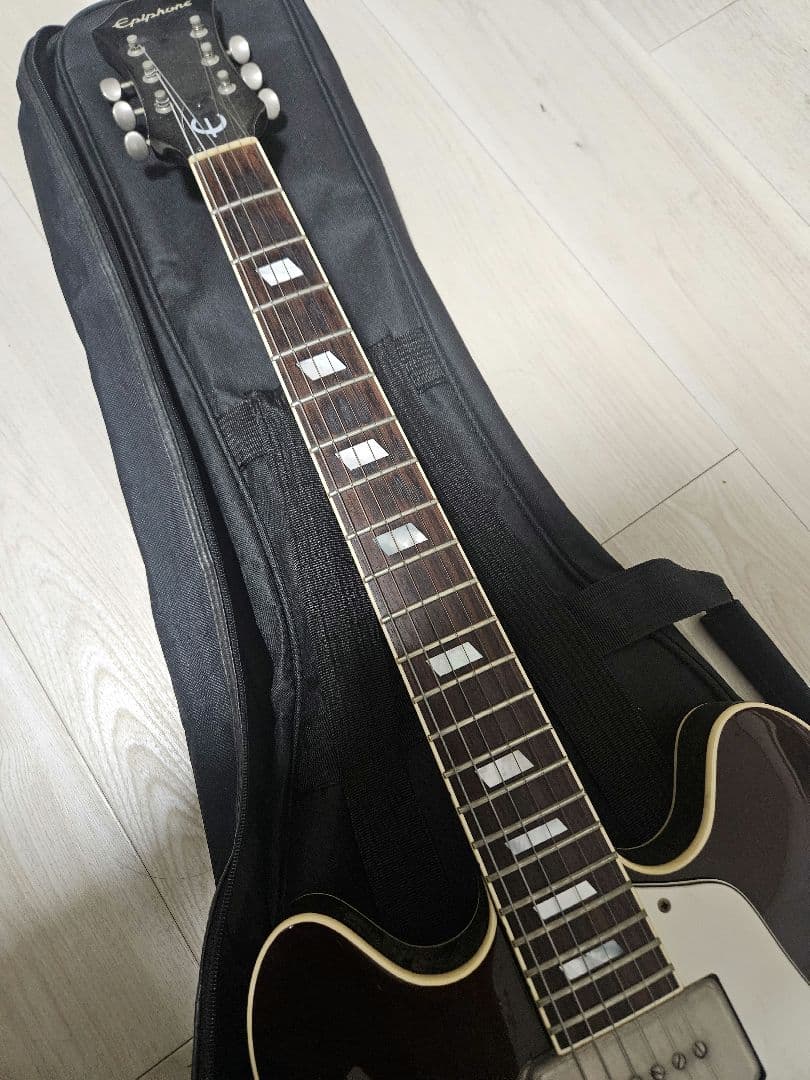 超希少OASISボーンヘッド同型寺田製87年初年度EpiphoneCasino - メルカリ