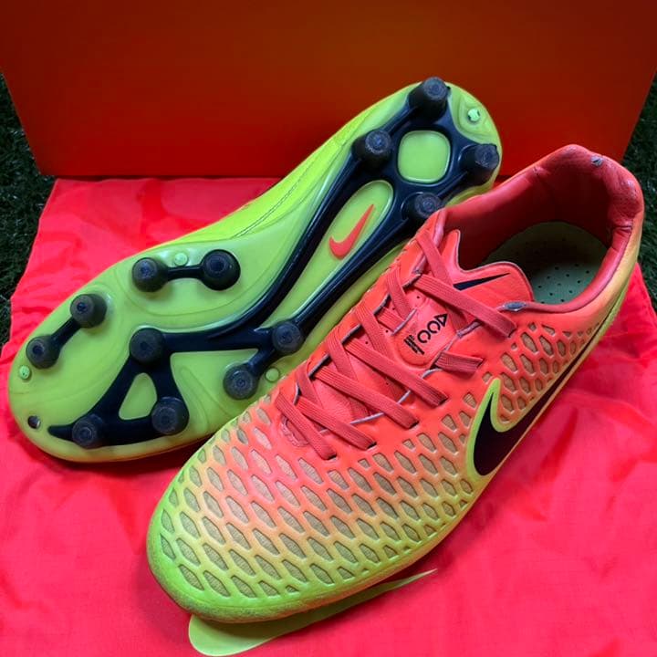 シューズ NIKE Magista Opus HG-E 25.5cm