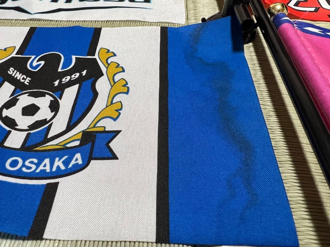 Jリーグ ミニフラッグ35本セット - メルカリ