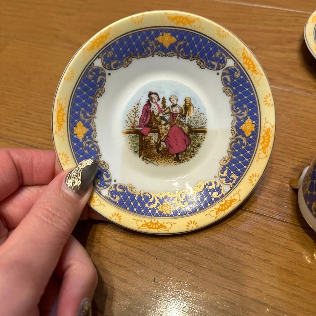 西洋 アンティーク デミタス カップ&ソーサー 2客セット - メルカリ