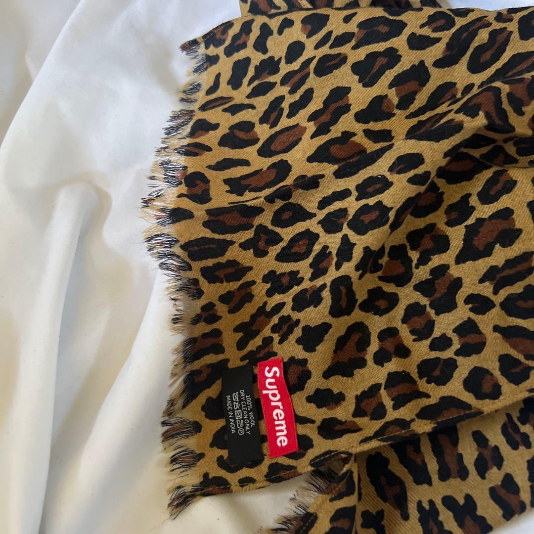 supreme シュプリームヒョウ柄ストールマフラーレオパード - メルカリ