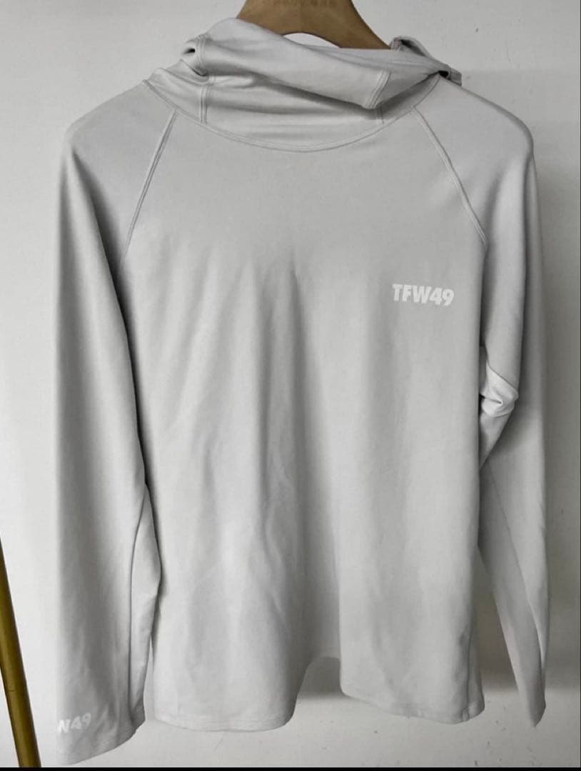 未使用　新作TFW49 フードパーカー TFW49 ティーエフダブリュー AIR BACK BOA P/O HO フーディー
