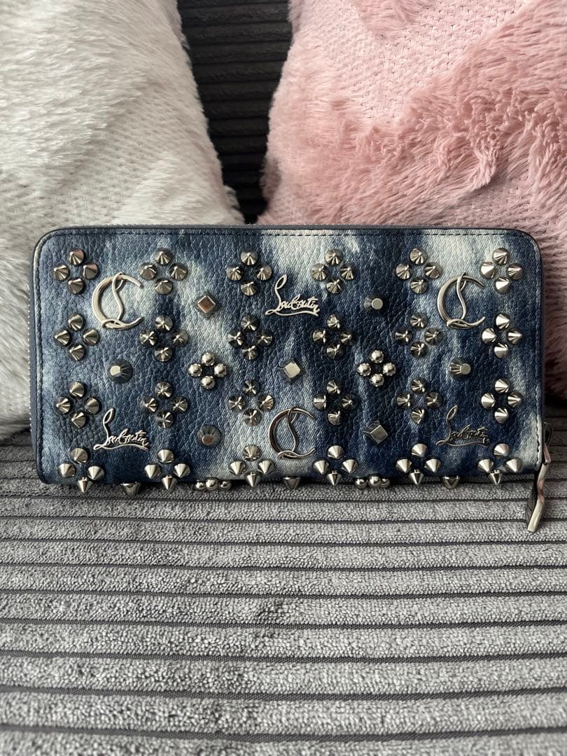 【希少】クリスチャンルブタン　パネトーネ　デニム風　長財布 クリスチャンルブタン/長財布/パネトーネ/黒/型番：1175099の買取実績