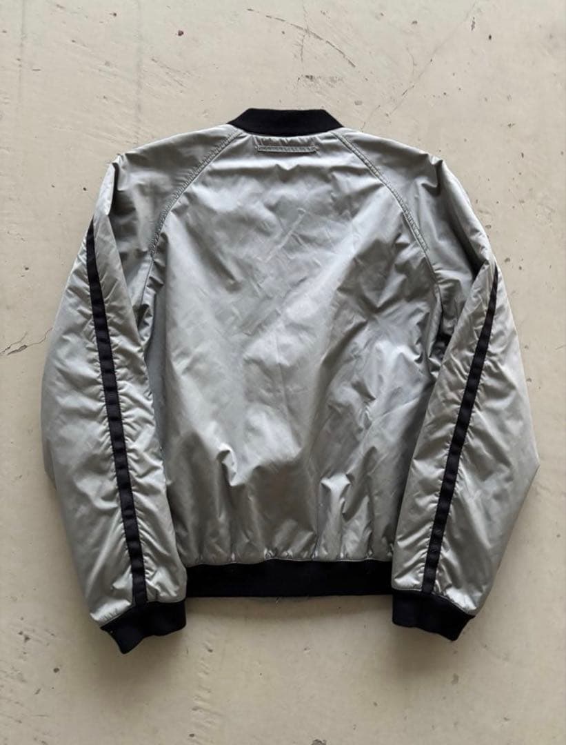 KN様専用 PRADA SPORTシルバー MA-1ジャケット - メルカリ