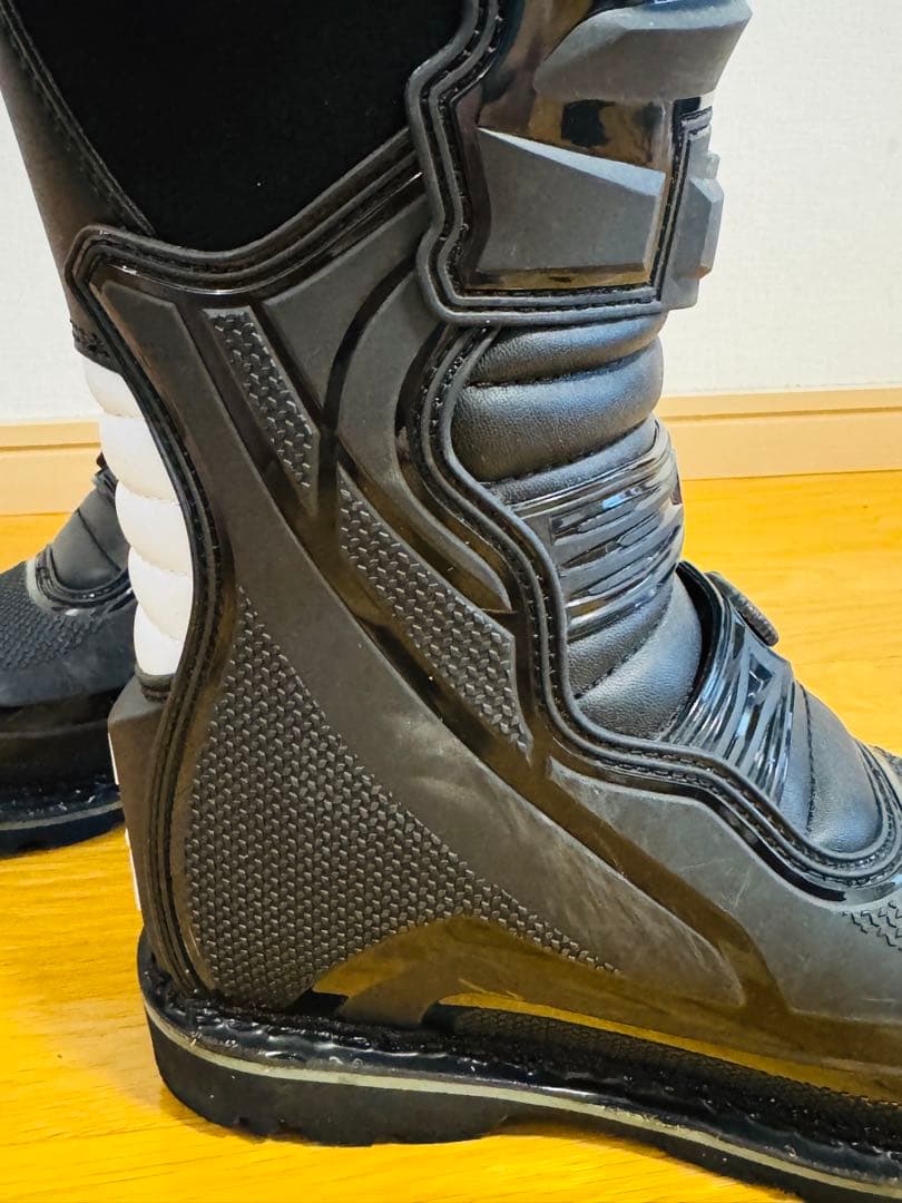 １日のみ使用◾️DFG フレックスブーツ2.0 黒/白 24.5cm◾️モトクロス