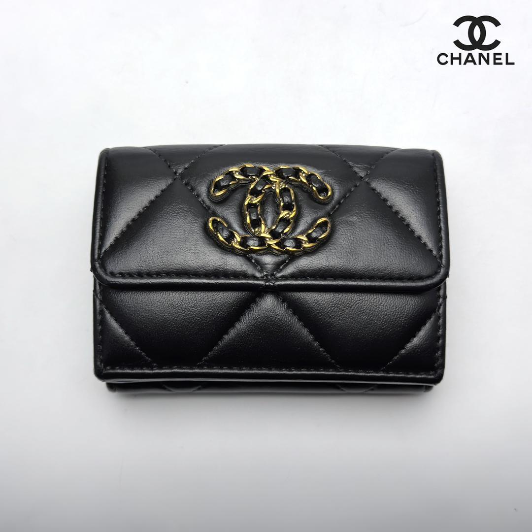 正規品 CHANEL シャネル19 ディズヌフ Wホック フラップ 三つ折り財布