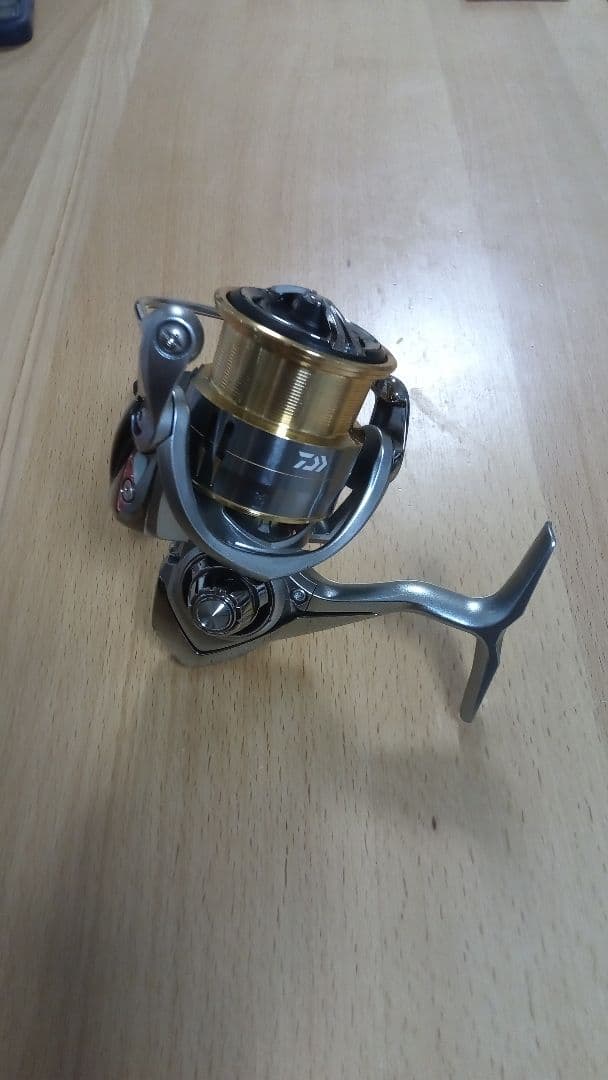 DAIWA フリームス LT3000S-CXH ベアリング追加済み 中古美品