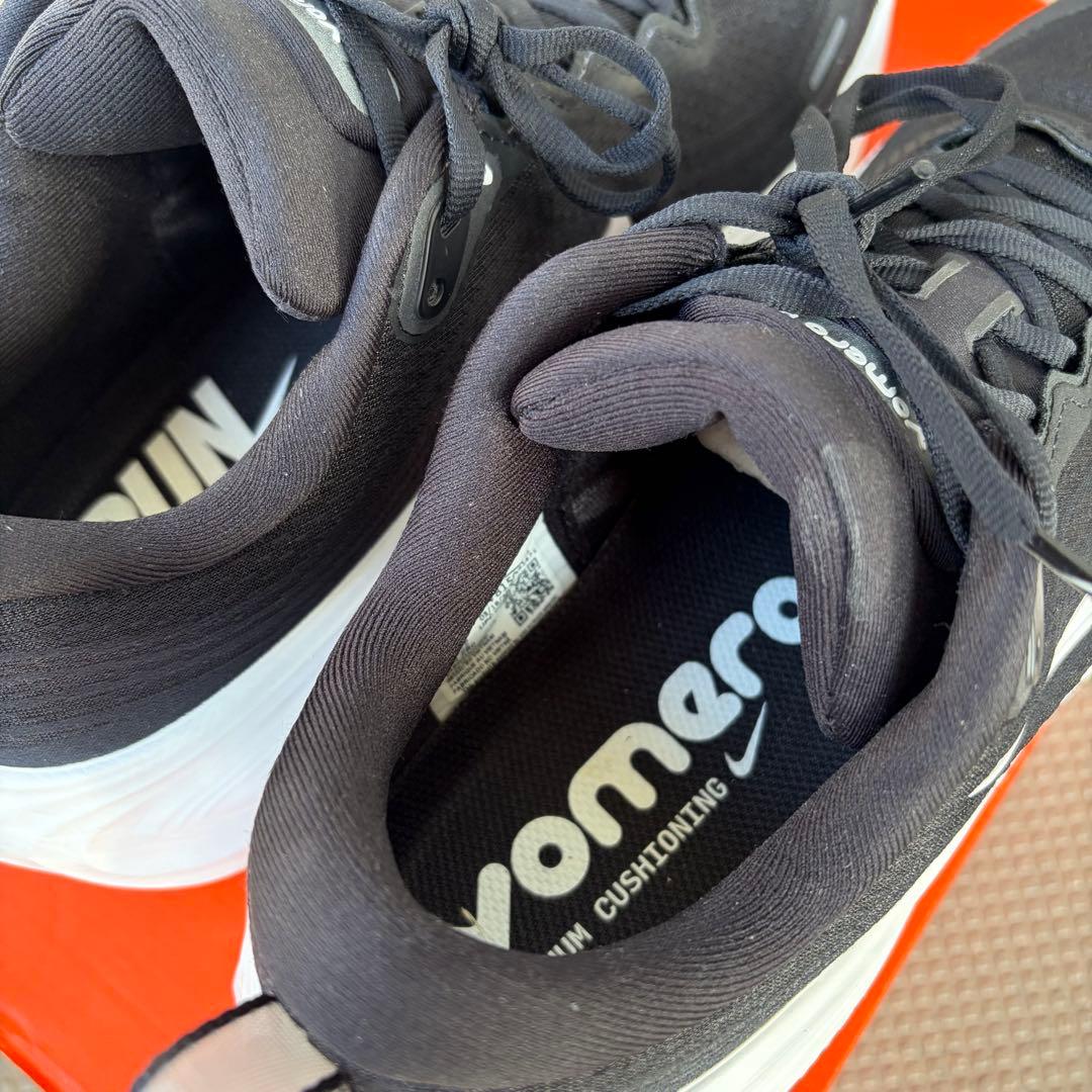 超美品】NIKE VOMERO PLUS US10 / 28cm 低走行 - メルカリ