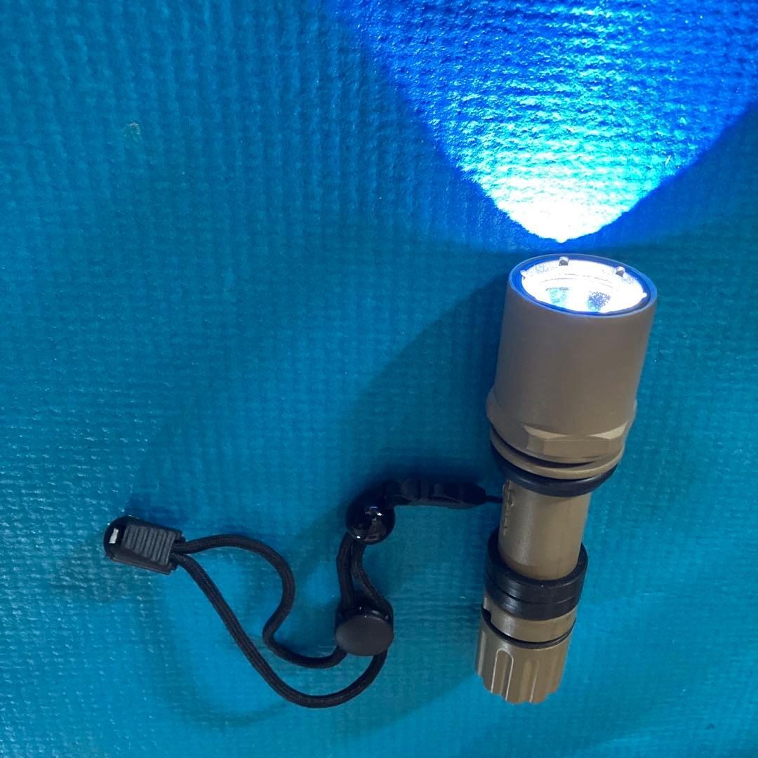 シュアファイア G2Z LED TANカラー ランヤード付き - メルカリ