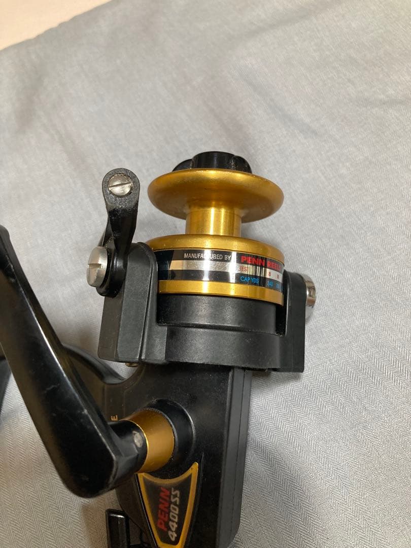 ペン スピンフィッシャー4400SS グラファイト製 USA製 - yellows.co.jp