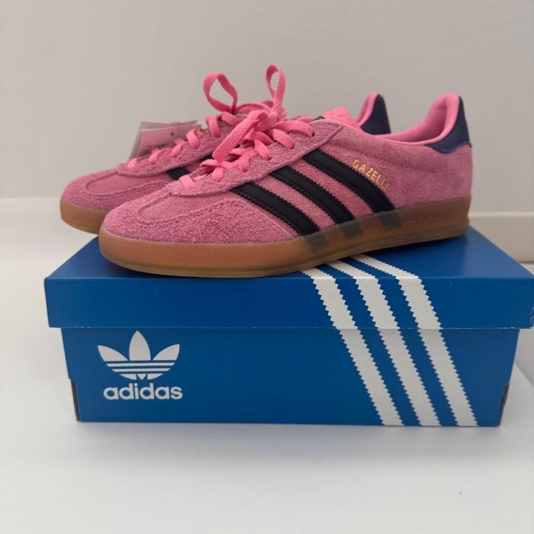 【新品】24.5cm 韓国adidas アディダス ガゼル インドアIE7002