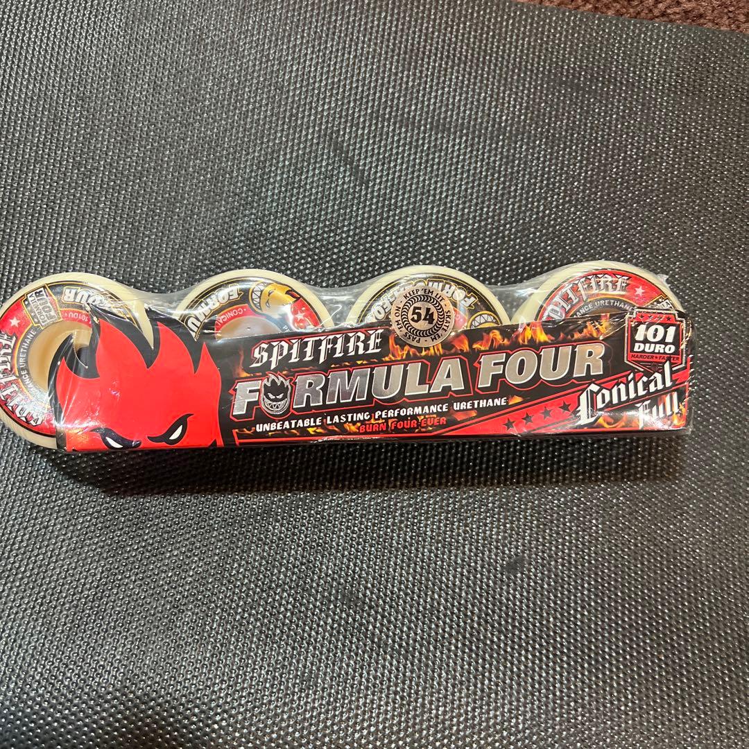 スケートボード SPITFIRE FORMULA FOUR 54mm 101A Amazon.com : Spitfire Wheels Formula Four Classic Swirl White w