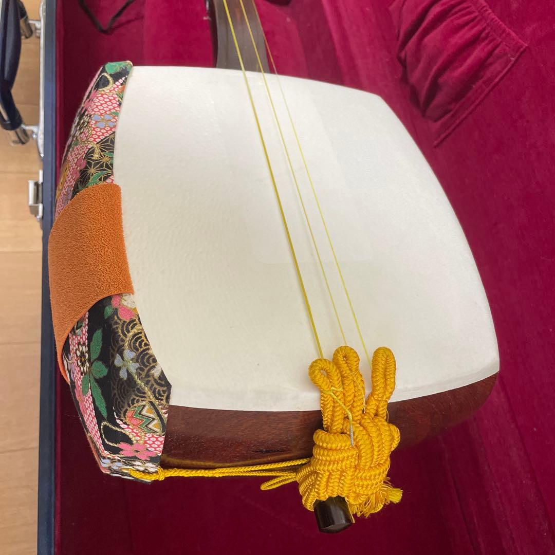 【ZONO様向け】　三味線 中棹 正寸 ハードケース付き 皮破れなし　付属品あり