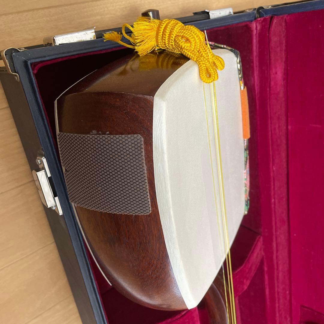 【ZONO様向け】　三味線 中棹 正寸 ハードケース付き 皮破れなし　付属品あり