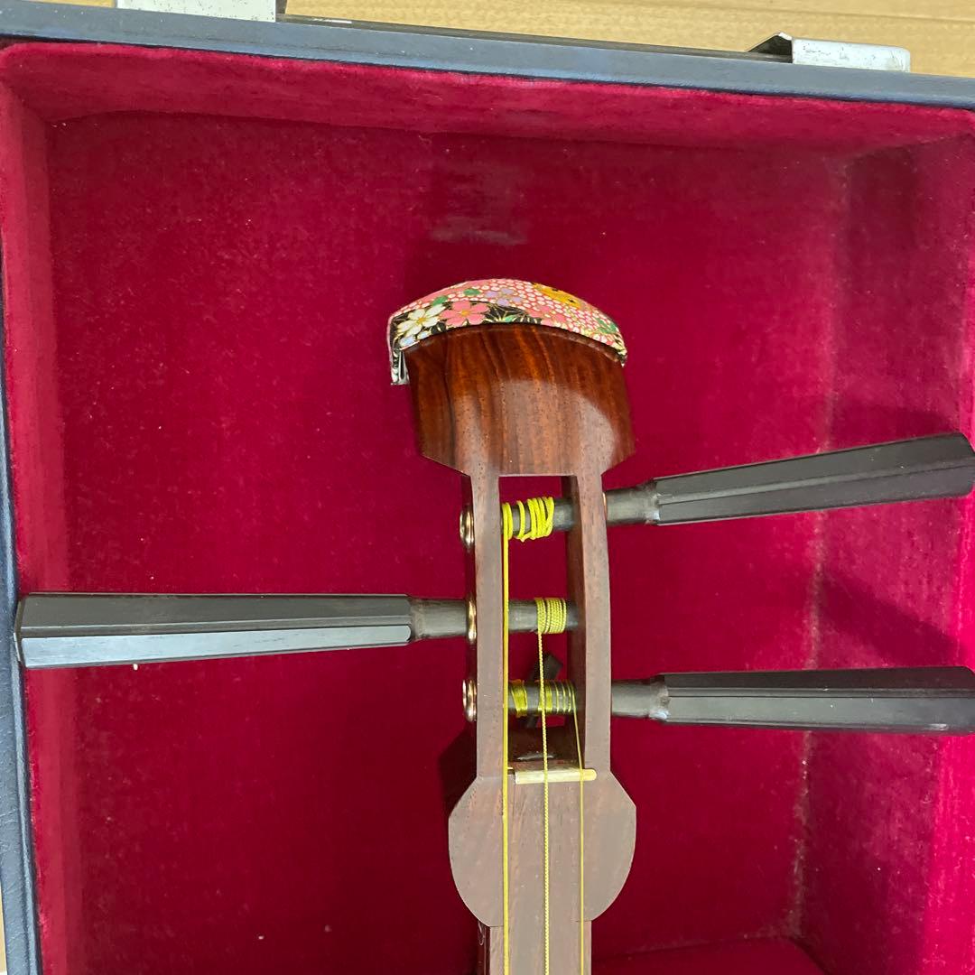 【ZONO様向け】　三味線 中棹 正寸 ハードケース付き 皮破れなし　付属品あり