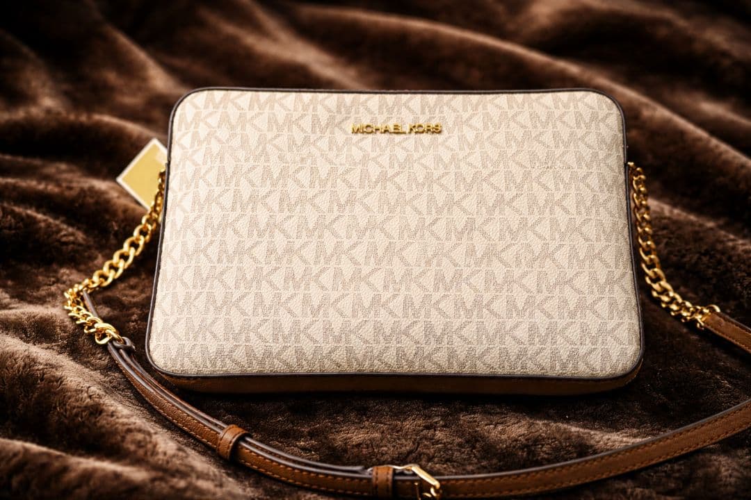 【新品未使用】MICHAEL KORS MKシグネチャー ショルダーバッグ MICHAEL KORS（マイケルコース） ショルダーバッグ SINCLAIR MK