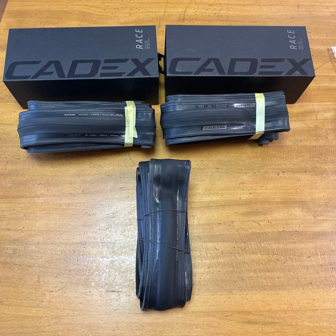 Cadex Race チューブレスタイヤ 25c 2本セット 黒