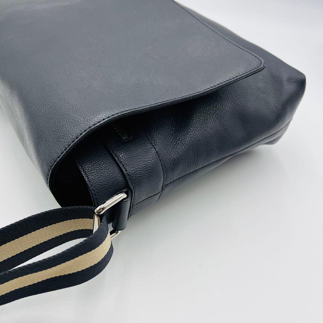 お 得 な 通販 サイトファッション - COACH メッセンジャーバッグ