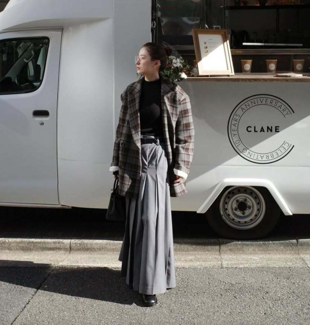 CLANE WIDE PLEATS LONG SKIRT