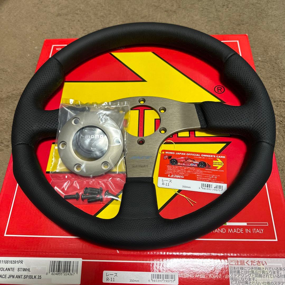 正規品ラスト1本！MOMOレース350mm新品未使用廃盤終了予定品 MOMO（モモ） ステアリング RACE レース 350mm ブラックレザー R-11