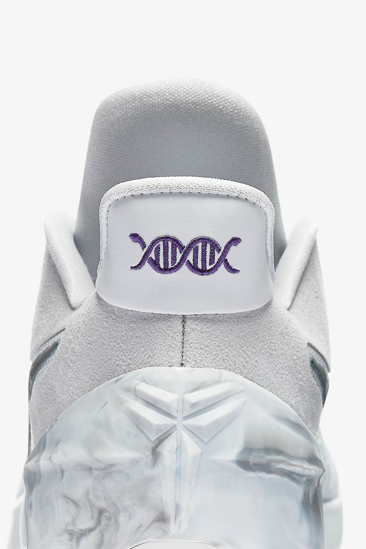 Nike Kobe A.D. 'DeRozan PE'. Nike SNKRS