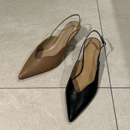 ウェーブラインバックベルト パンプス45↑