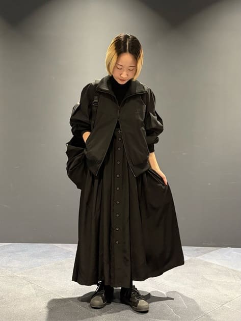TA/PE CREPE DE CHINE FRONT BUTTON SUSPENDER SKIRT(S Black): Yohji