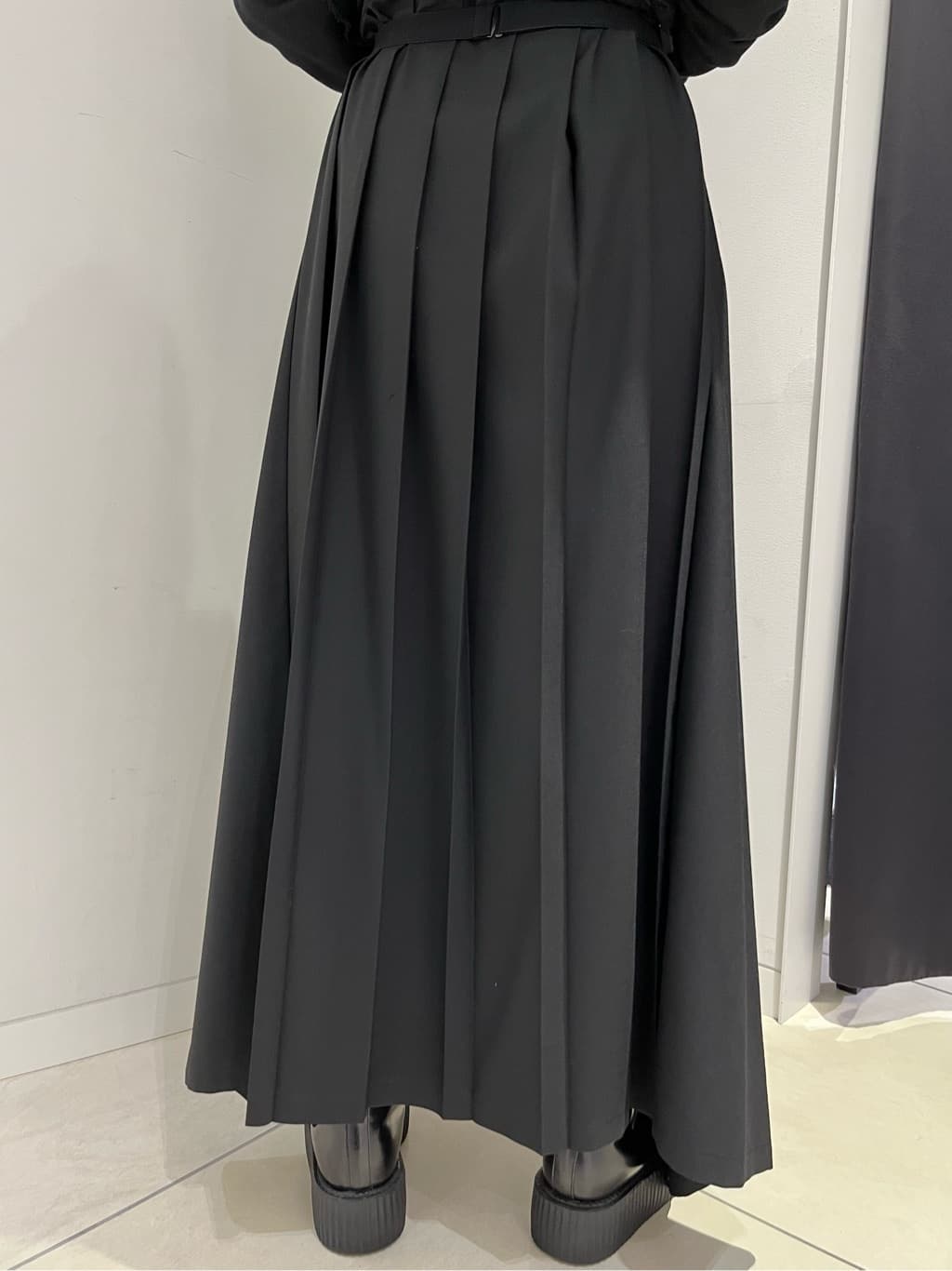 STAFF STYLING｜THE SHOP YOHJI YAMAMOTO