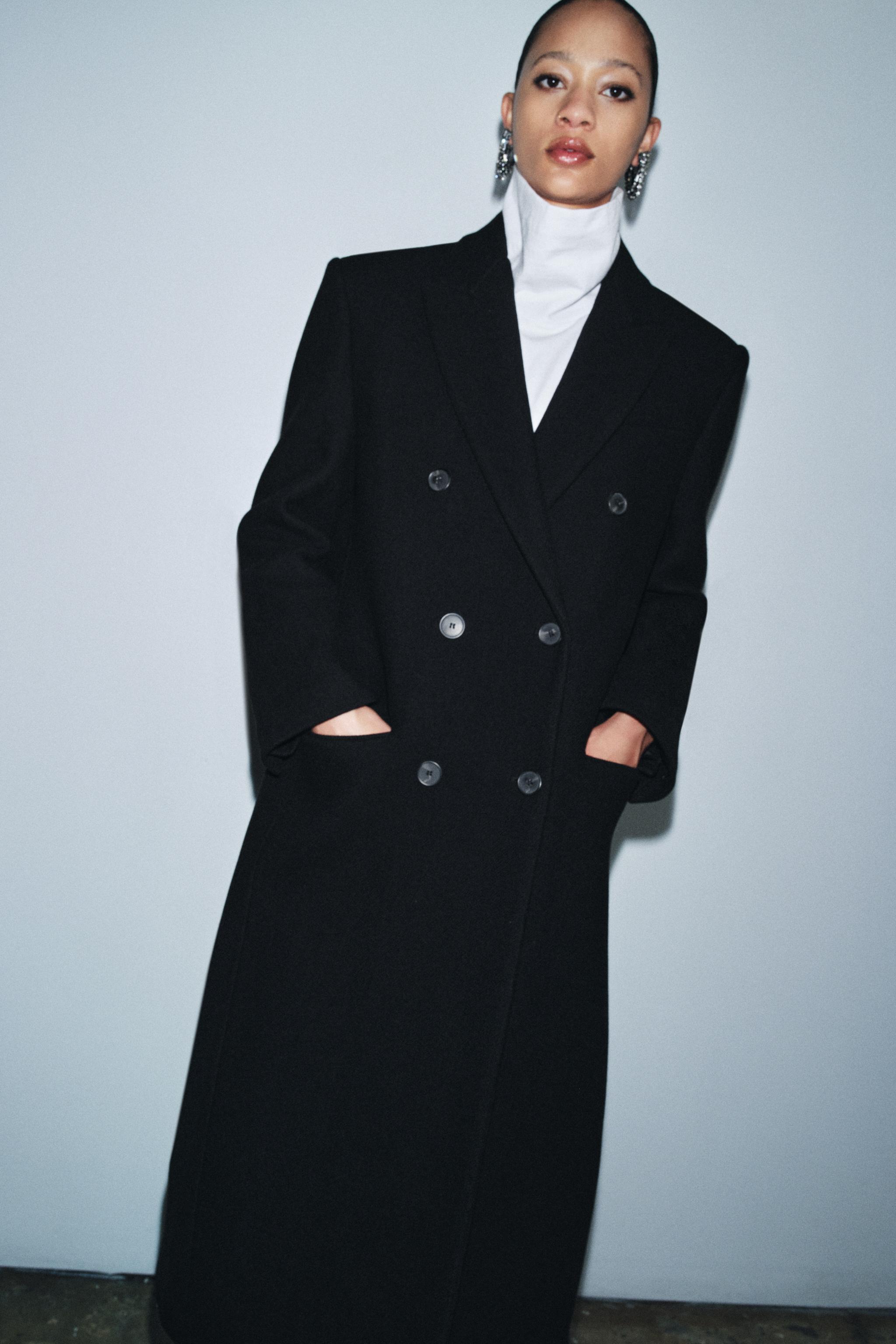 ZW COLLECTION LIMITED EDITION ウール混コート - ブラック | ZARA