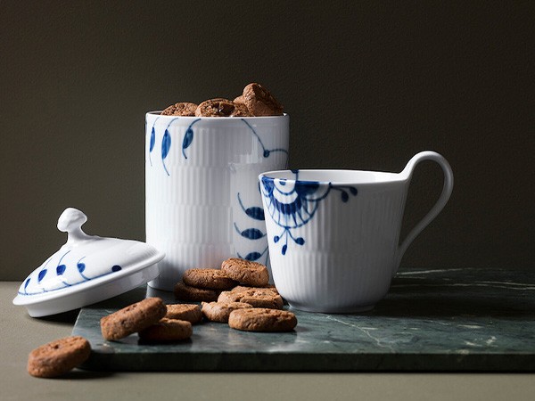 Royal Copenhagen Blue Fluted Mega High Handle Mug / ロイヤル