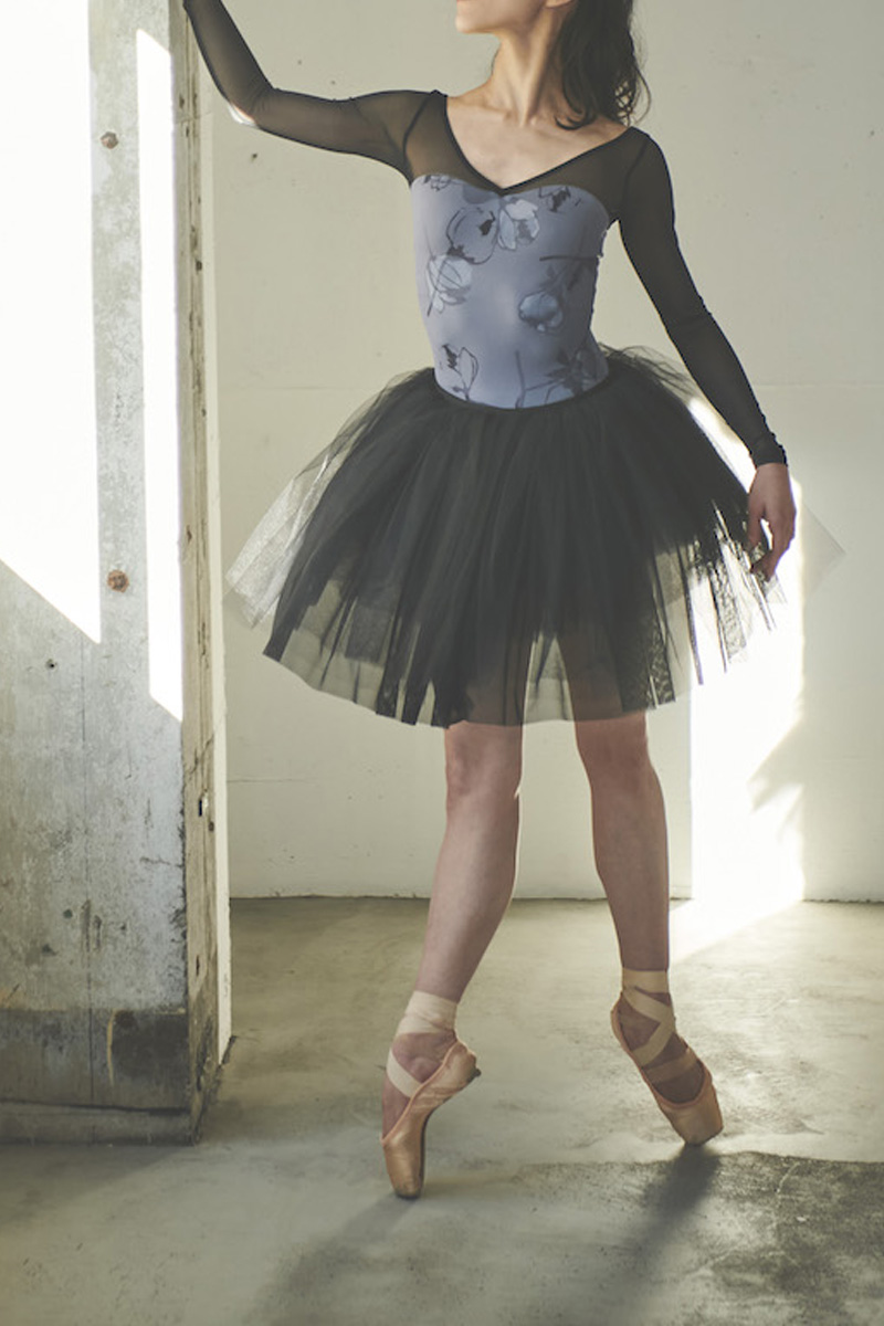 stina / type V lucky / Reverence sumi