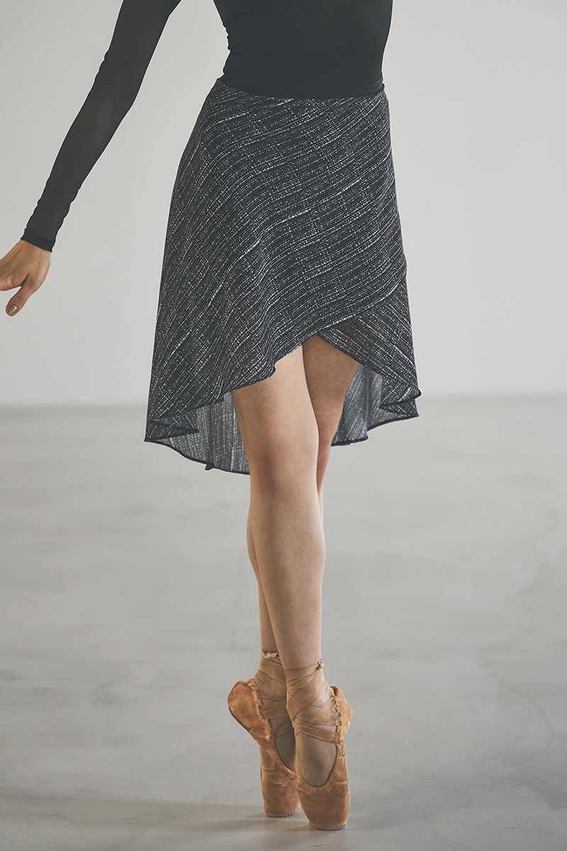 stina / black tweed wrap skirt